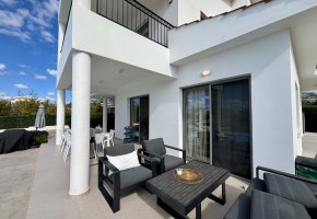 Detached Villa For Sale in Sea Caves - St.George