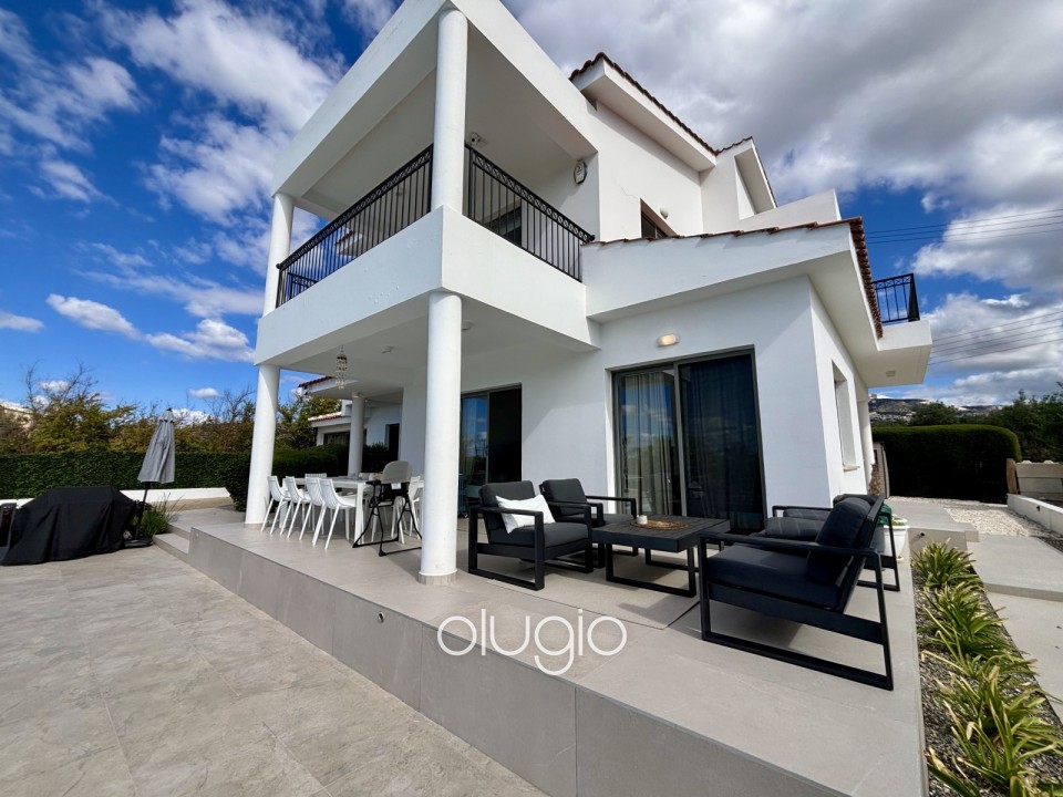 Detached Villa For Sale in Sea Caves - St.George