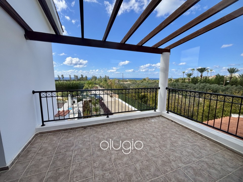 Detached Villa For Sale in Sea Caves - St.George