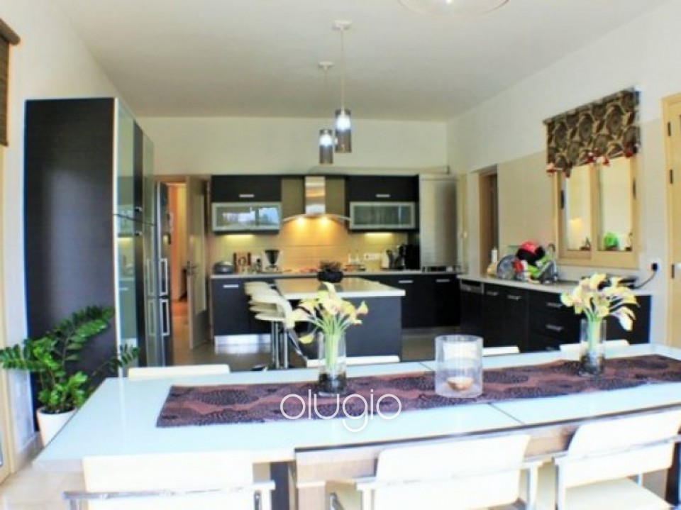 4 Bedroom Villa in Polemi, Paphos