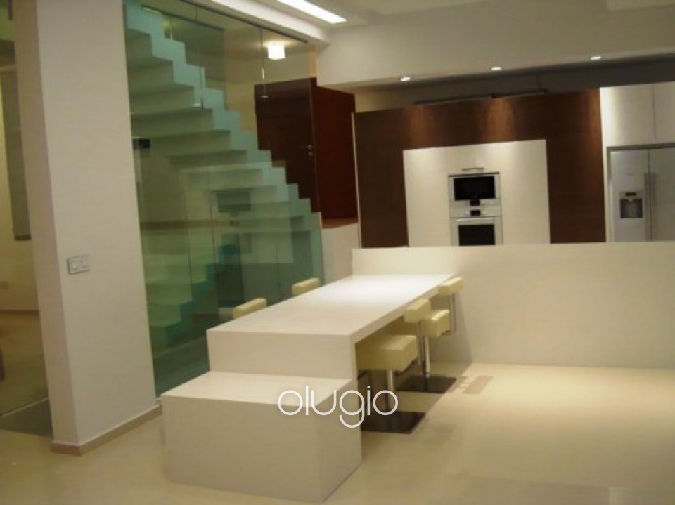 For Sale 6 Bedrooms Modern Luxury Villa in Tala, Paphos