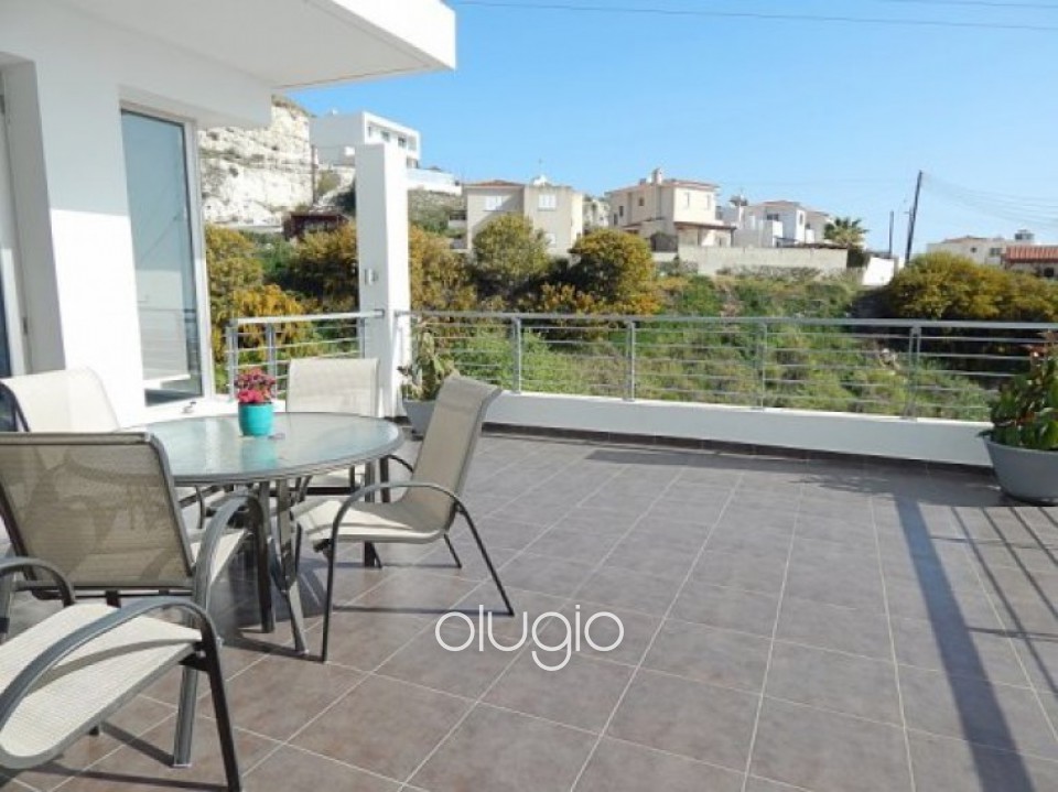 3 bedroom Vill in Tsada
