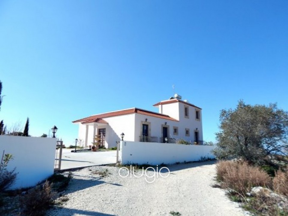 Smart 4 Bedroom House in Koili