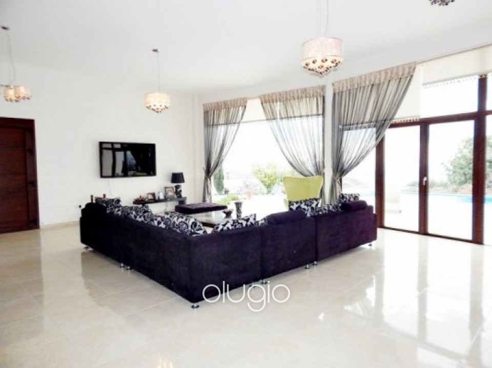Smart 4 Bedroom House in Koili
