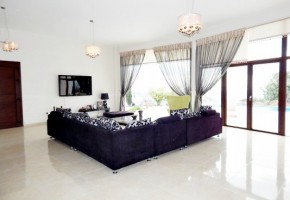 Smart 4 Bedroom House in Koili