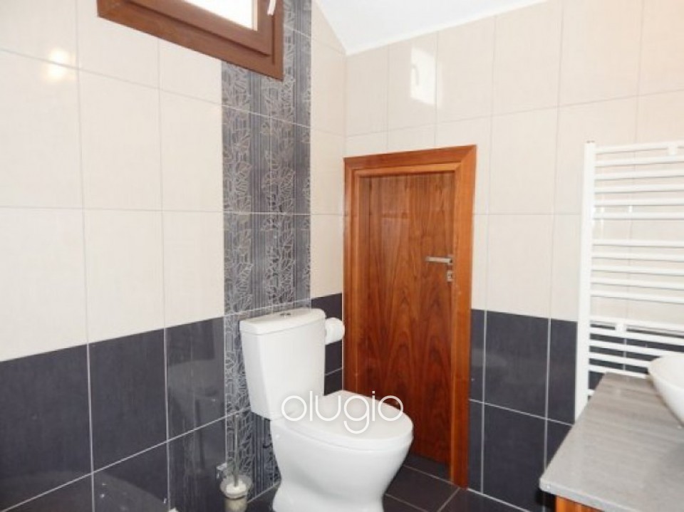 Smart 4 Bedroom House in Koili