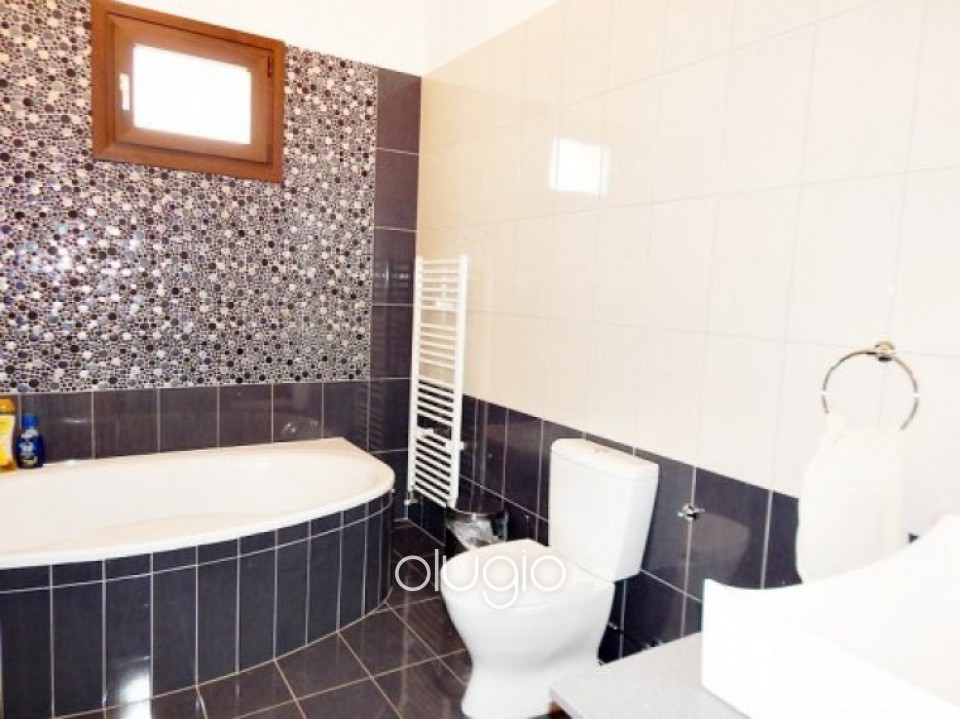 Smart 4 Bedroom House in Koili