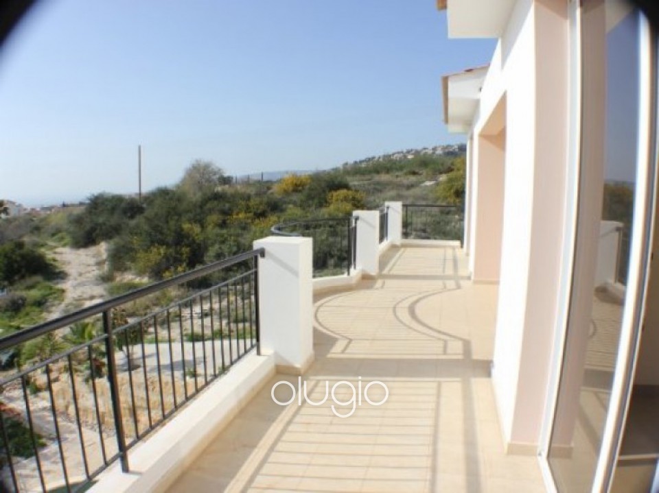 4 Bedroom Villa + Apartment downstairs , Kamares, Tala, Paphos