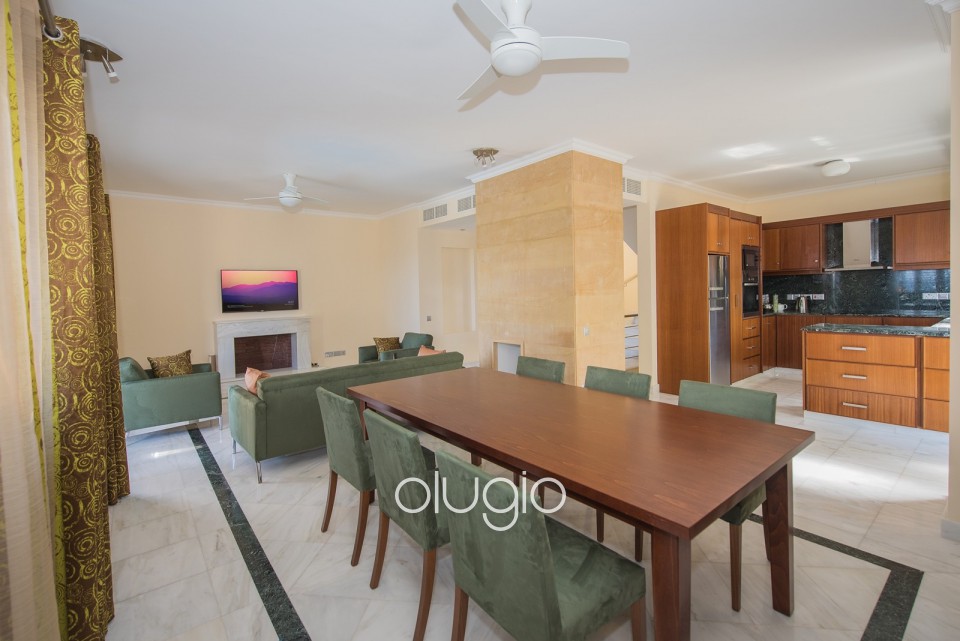 Detached Villa For Sale  in  Neo Chorio