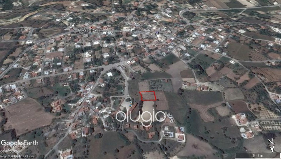 Residential Land  For Sale  in  Polemi