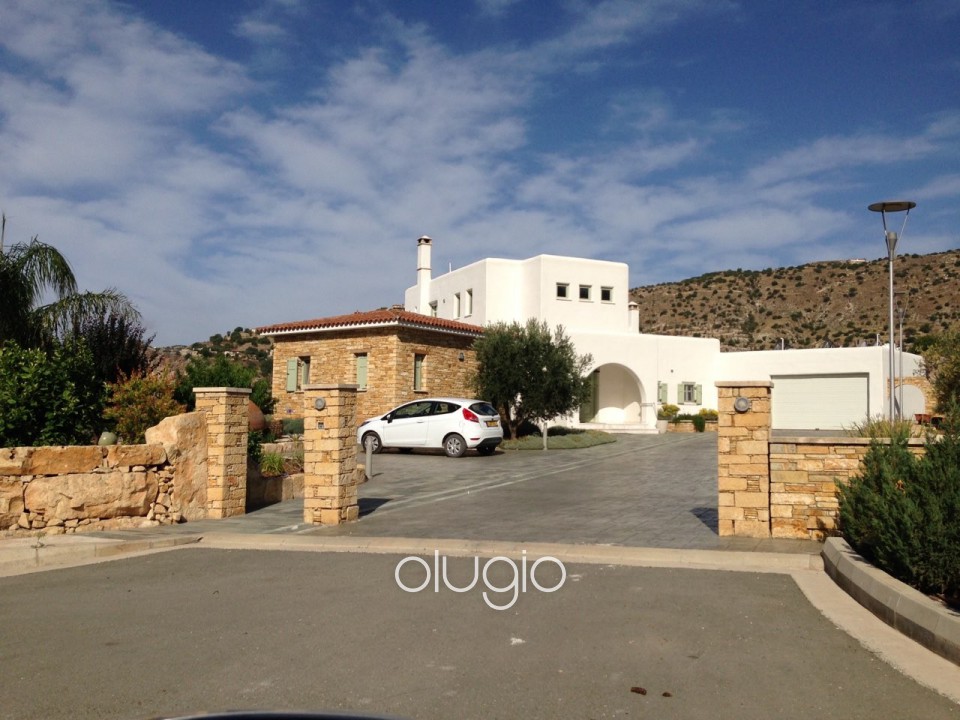 Apartment For Sale  in  Episkopi