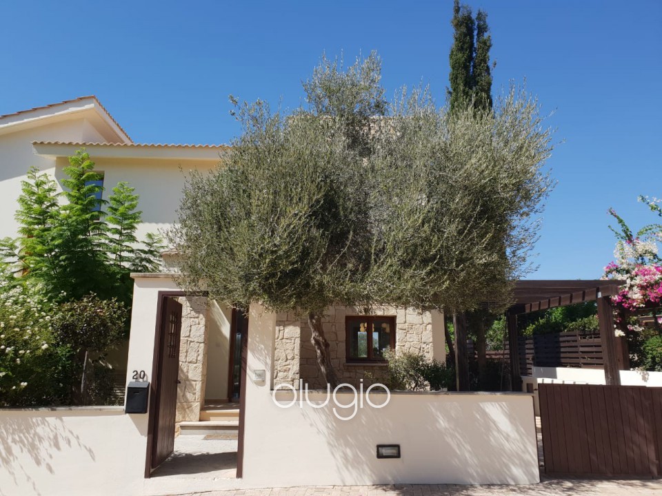 Semi Detached Villa For Sale  in  Aphrodite Hills