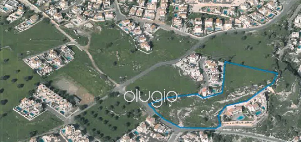 Residential Land  For Sale  in  Peyia