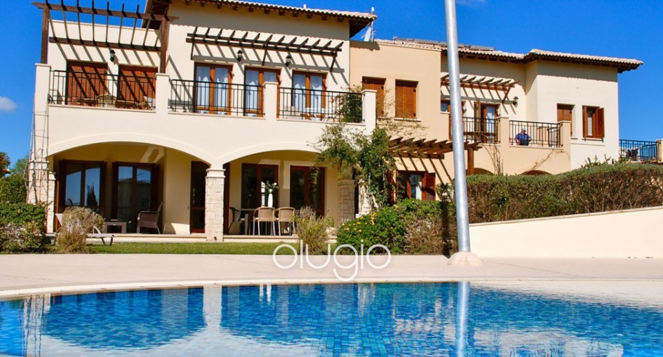 Apartment For Sale  in  Aphrodite Hills