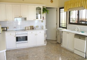 Large Kitchen
