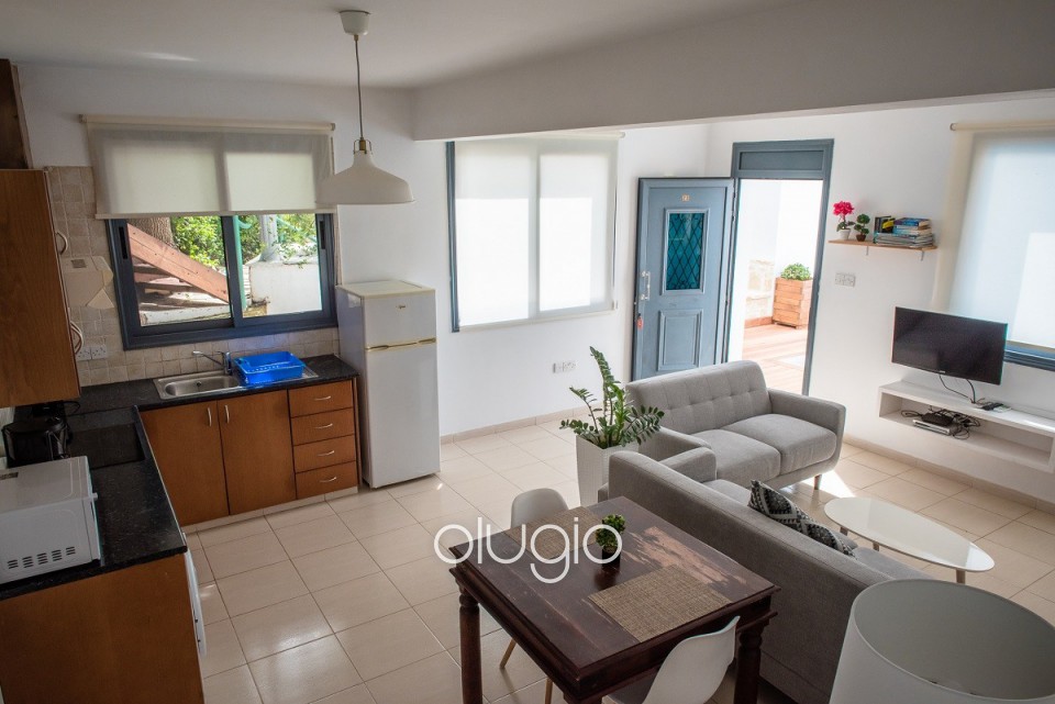 Building For Sale  in  Kissonerga