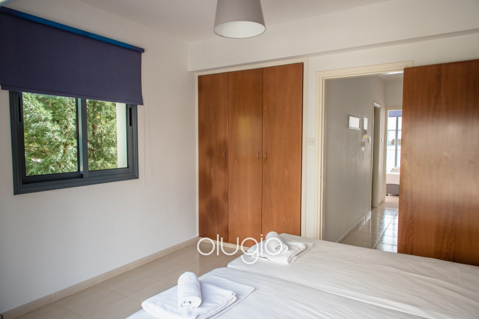 Building For Sale  in  Kissonerga