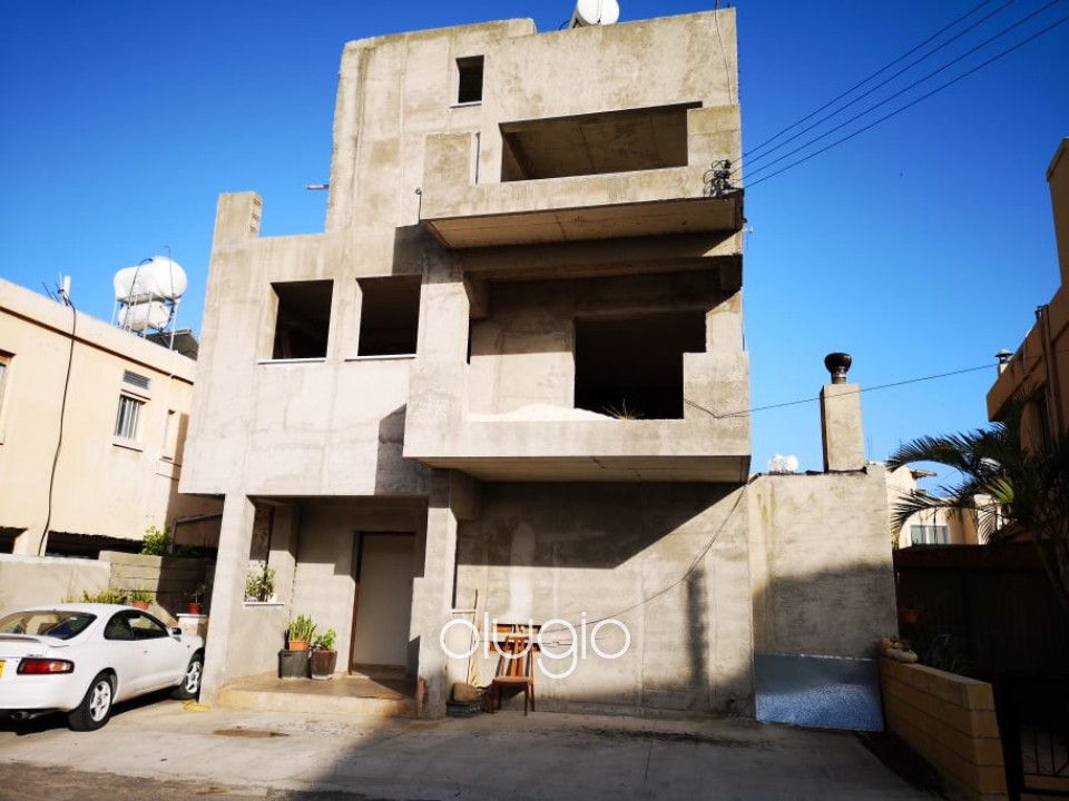 Building For Sale  in  Yeroskipou